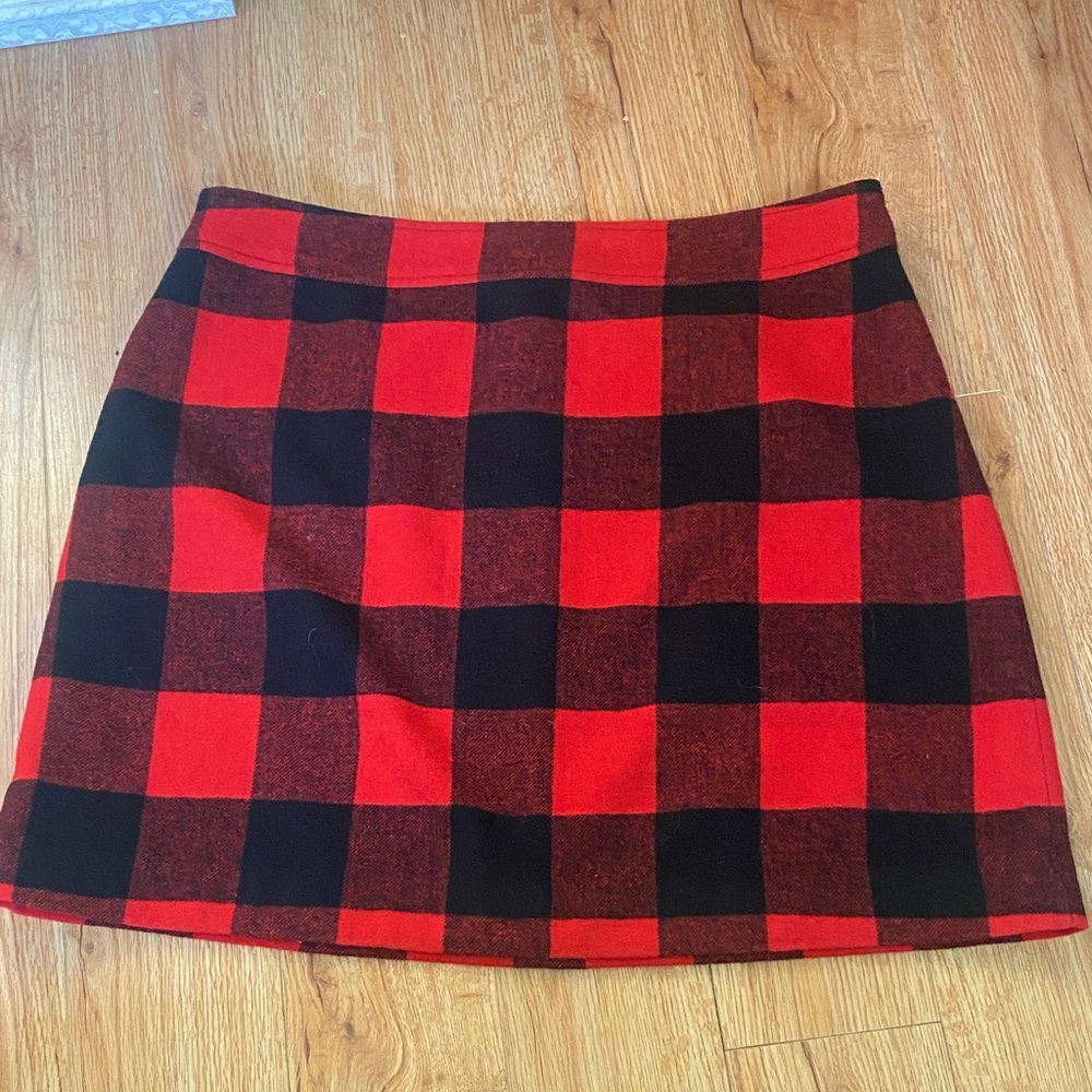 J Crew Buffalo Plaid Red and Black Women's Skirt size 16 wool blend